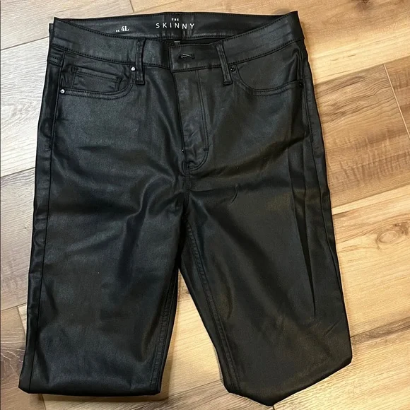 White House Black MarketThe Skinny Black Leather look Trousers black - Picture 5 of 13